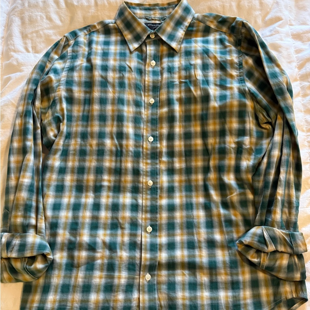 M’s Lg button down shirt